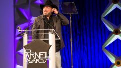 Garth Brooks at Parnelli